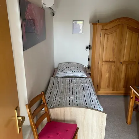 Apartment Zimmervermietung Ausspannen Bei Fam Pertiller